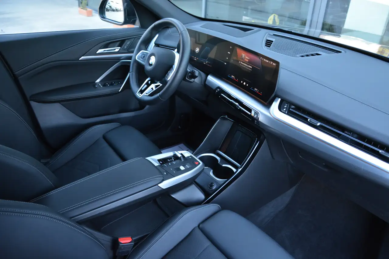 BMW X2 sDrive20i M-Sport/ACC/HUD/360°CAM/Keyless 28