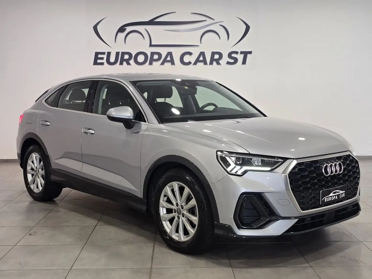 Audi Q3 SPB 35 TDI S tronic Business Plus Gris - 2