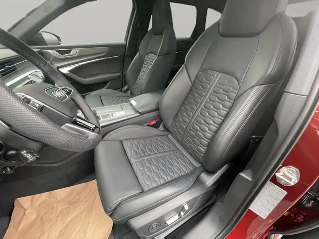 Audi RS6 view 11