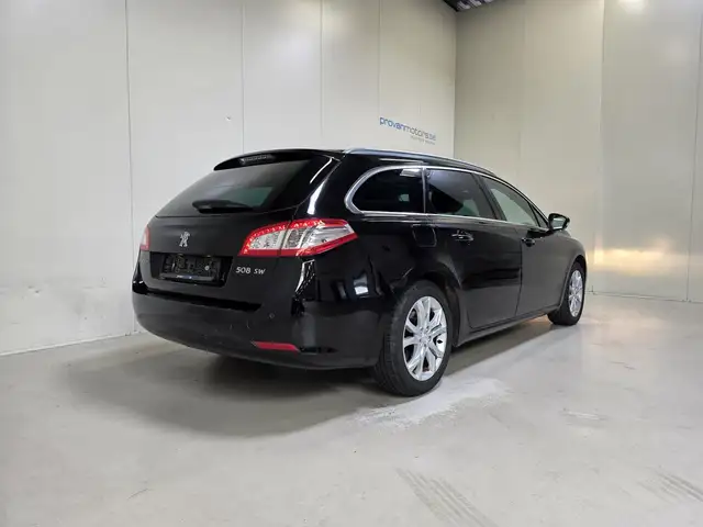 Peugeot 508 view 3