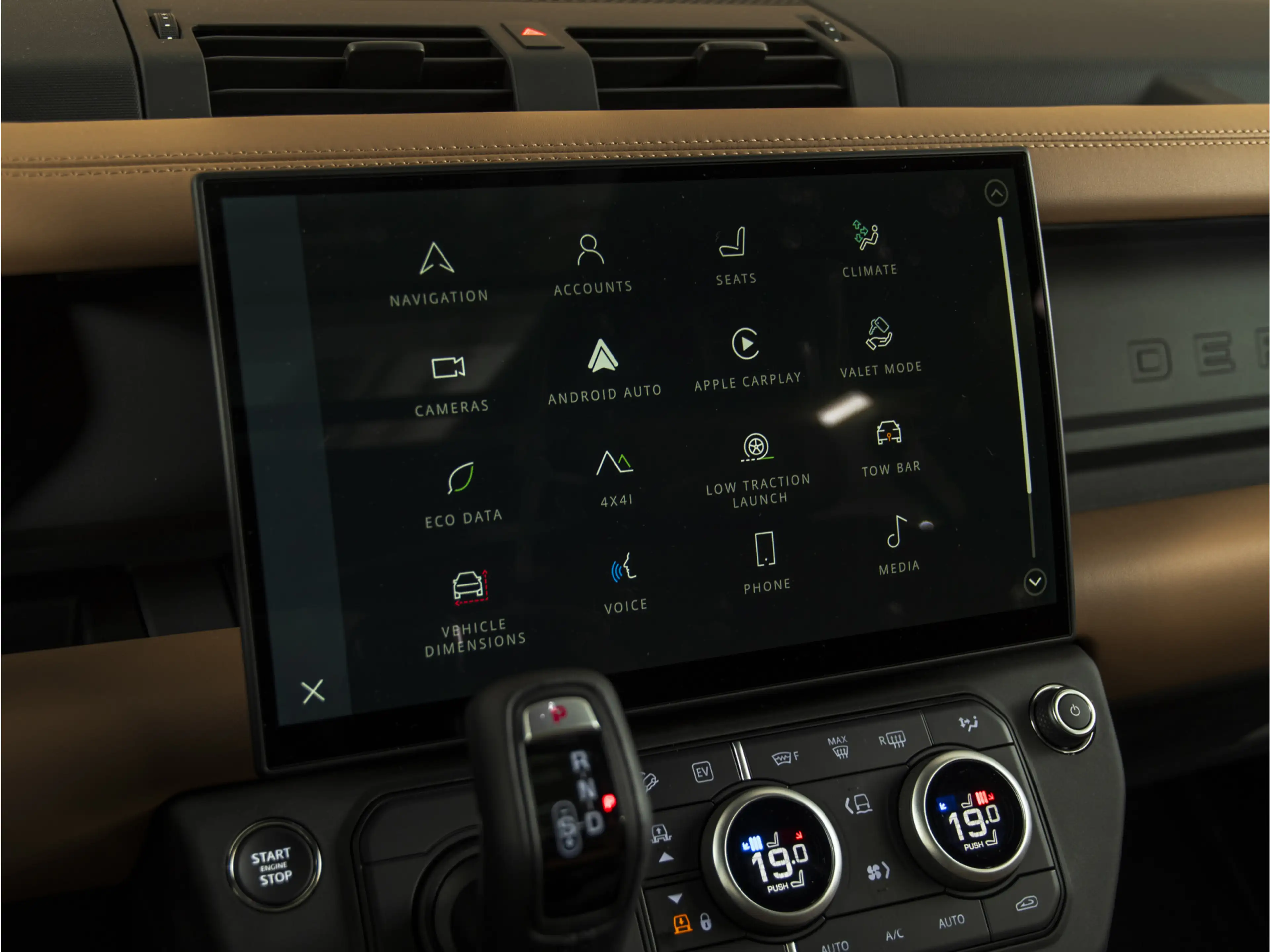 Land Rover Defender 110 2.0 P300e 110 X-Dynamic HSE MY26 | PANO | HUD — photo 26
