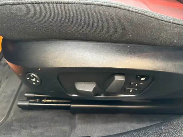 BMW X1 view 9