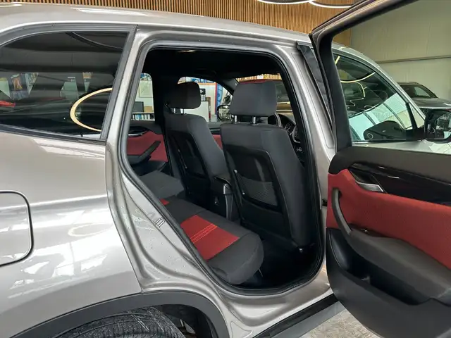 BMW X1 view 30