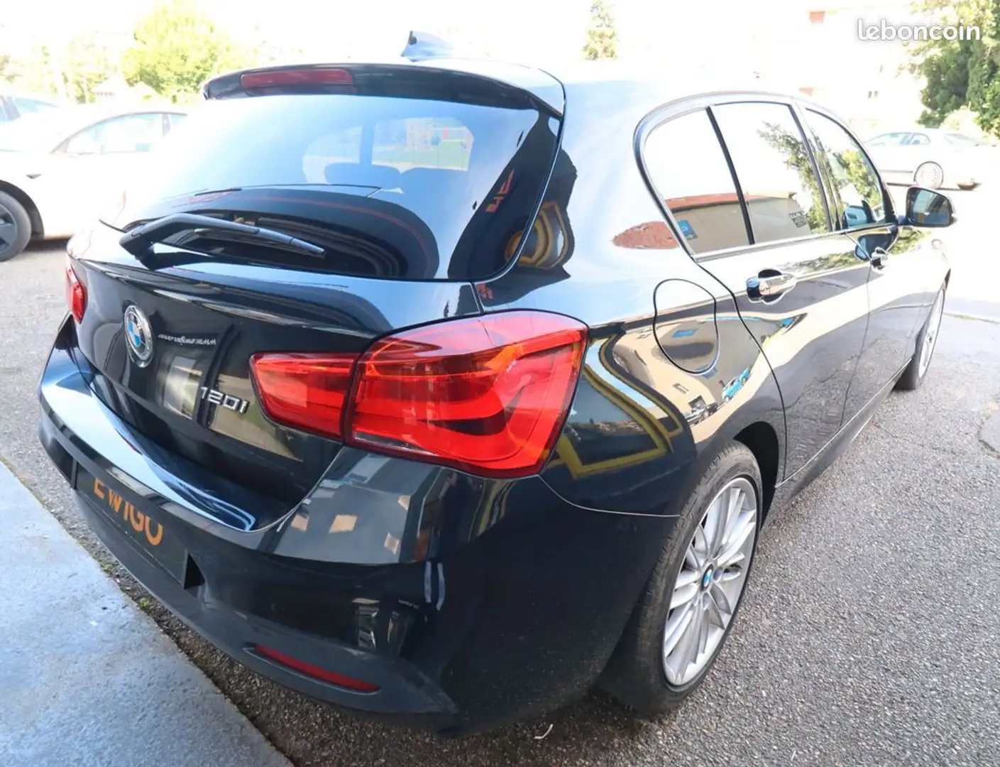 BMW 120 serie 2.0 120 i 185 ch pack m bva8 %2Bsiege chauffant Noir - 2