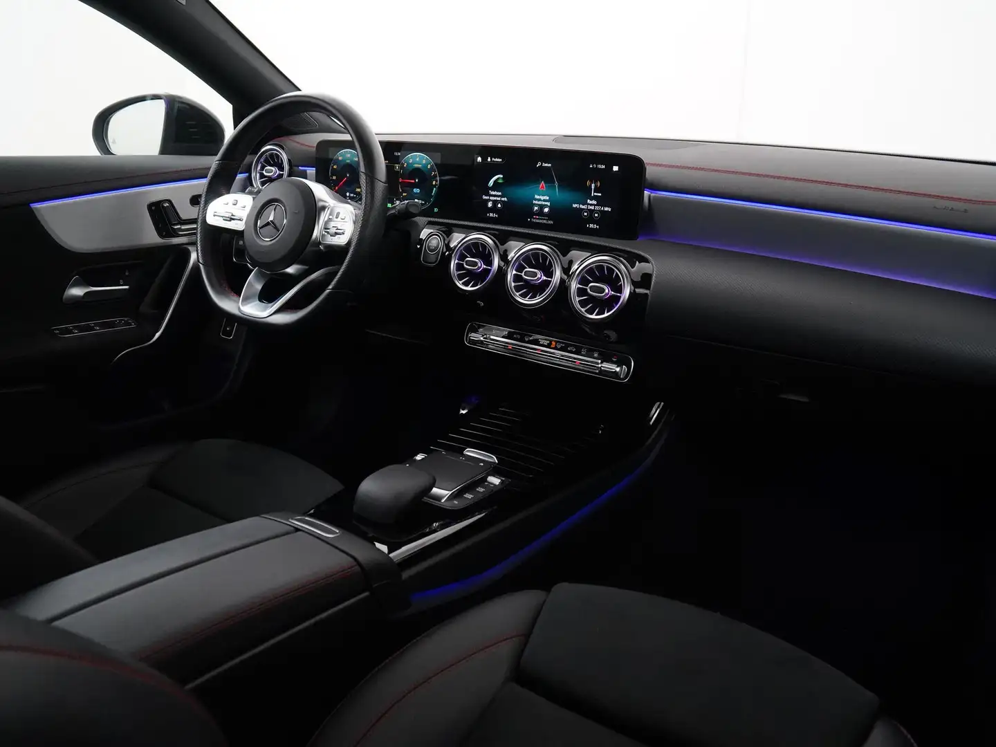 Mercedes-Benz CLA 250 250e Premium Plus AMG Night | Panoramadak | Mem St Gris - 2