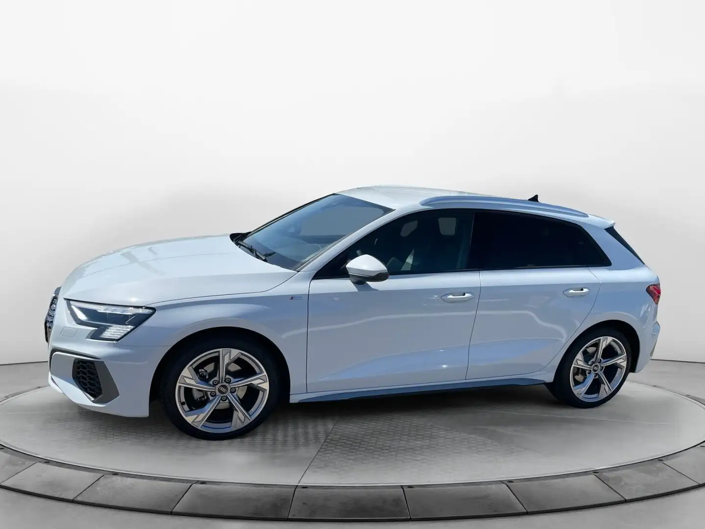 Audi A3 Sportback 35 TFSI S-Tronic S-Line, EA8, Matri Blanc - 2