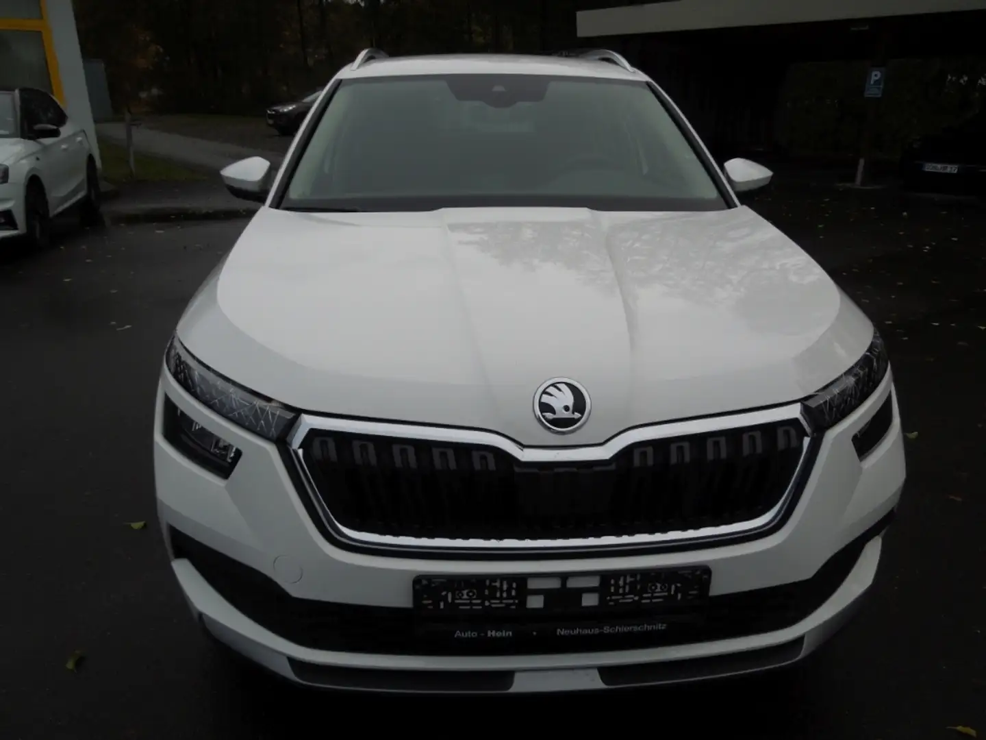 Skoda Kamiq 1.5TSI DSG Style/LED/AHK/Sitzheiz/8x Räder Weiß - 2