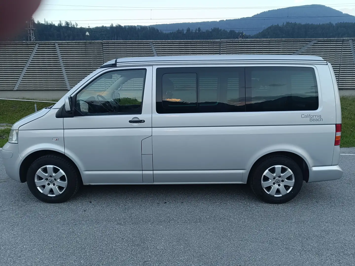 Volkswagen T5 California California Beach Aufstelldach Silber - 1