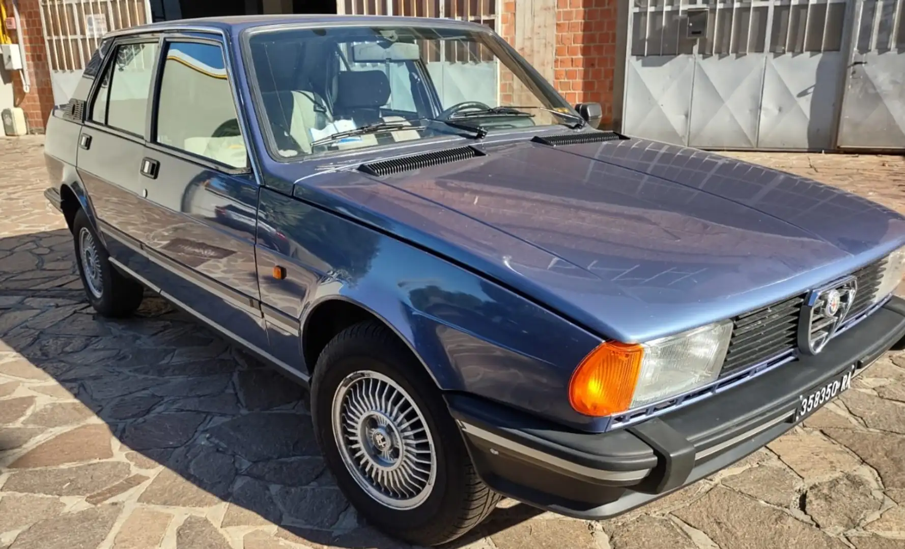 Alfa Romeo Giulietta 1.6 - 2