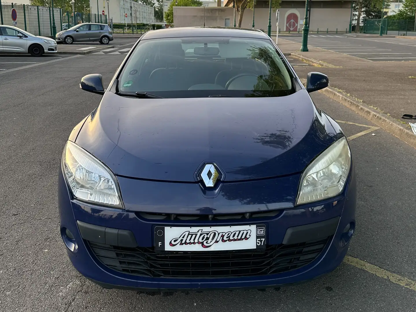 Renault Megane Mégane III dCi 110 FAP eco2 Expression Bleu - 2