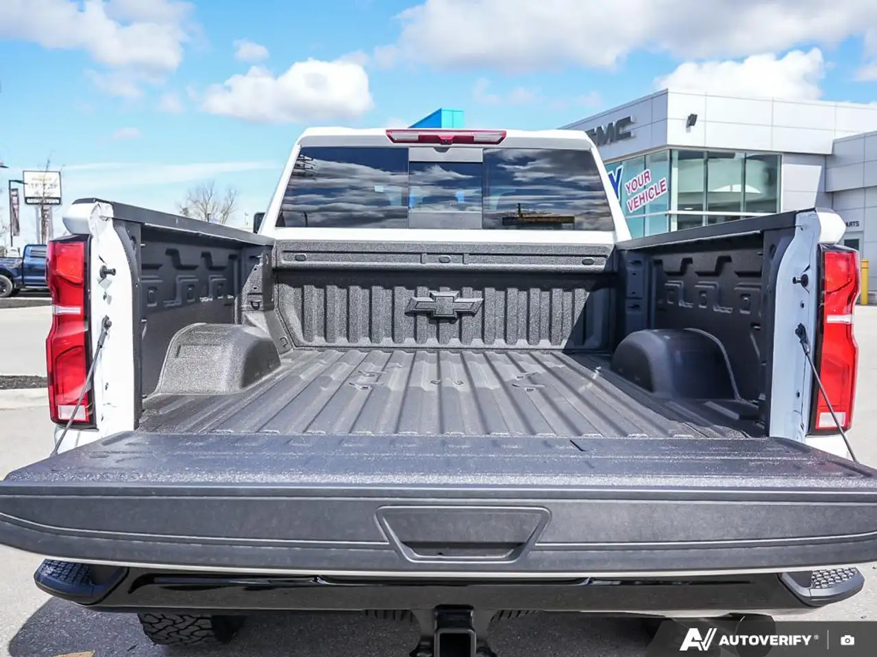 Chevrolet Silverado 2500 снимка Chevrolet Silverado 2500