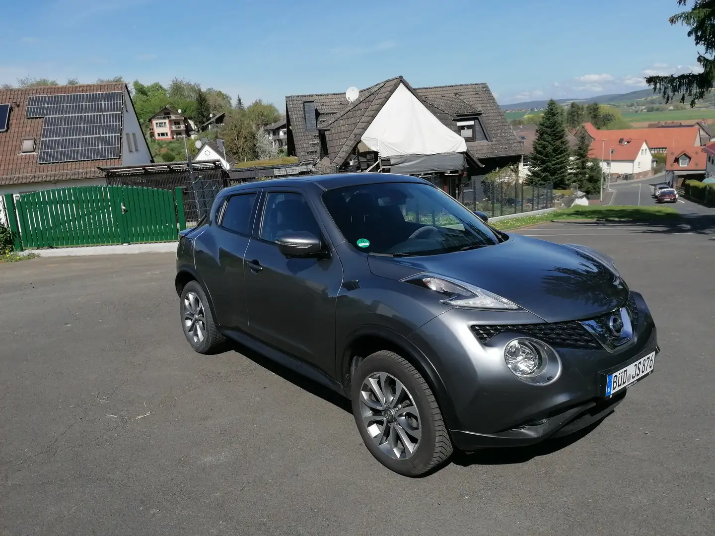 Nissan Juke Juke 1.2 DIG-T Tekna*AHK*SHZ*Kamera*Standheizung Grau - 1