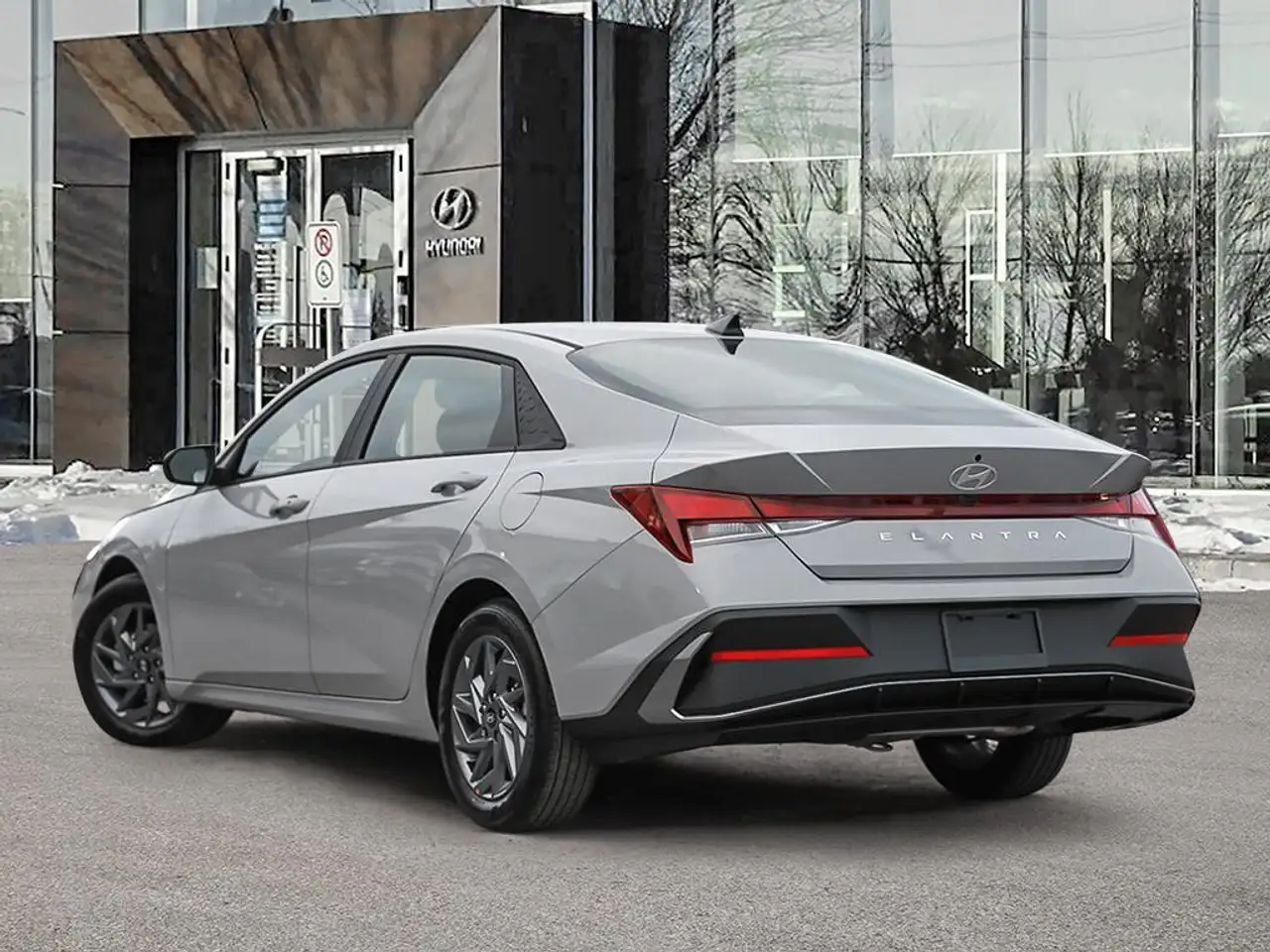 Hyundai ELANTRA снимка Hyundai ELANTRA