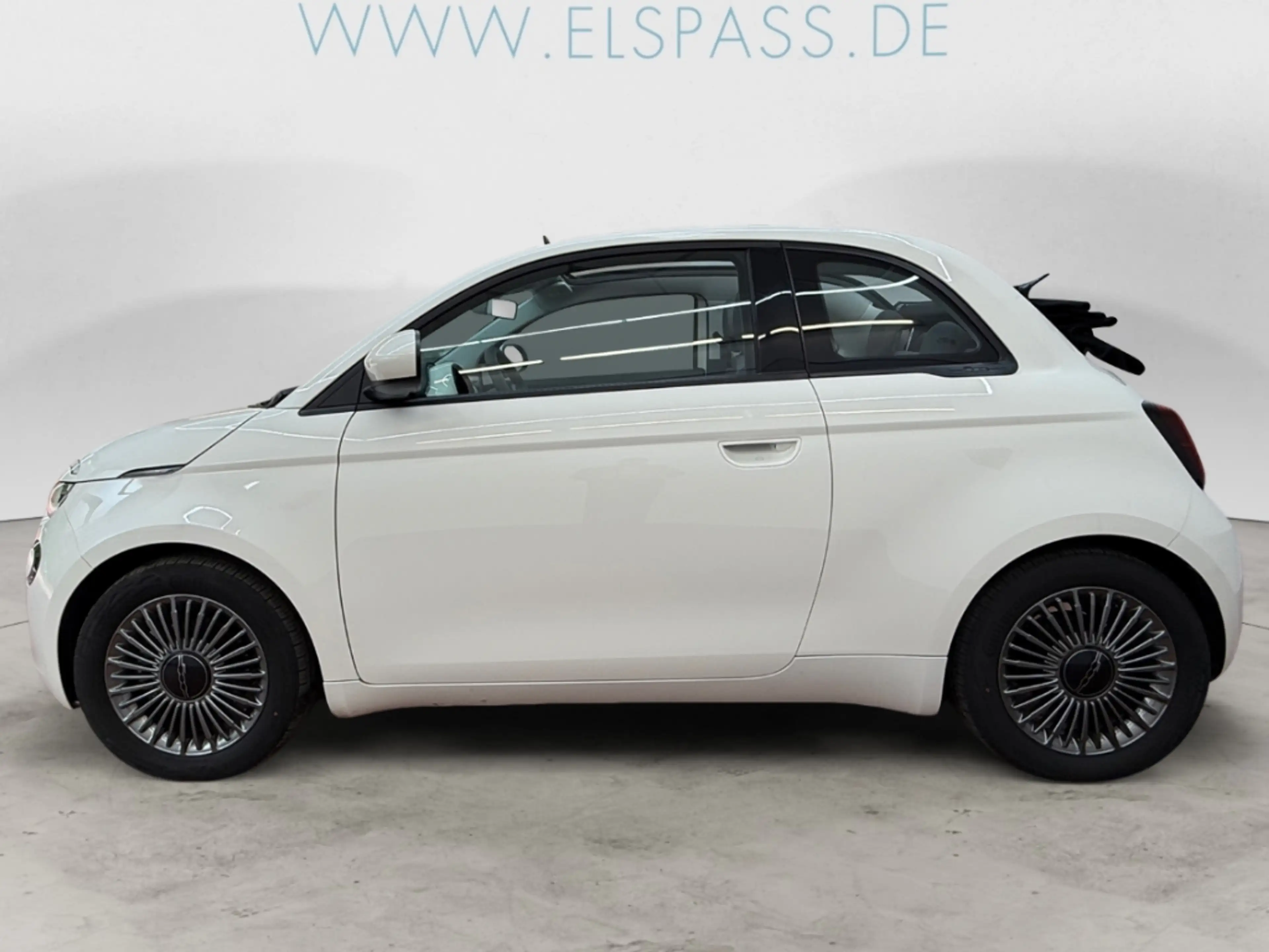 Fiat 500e Icon B-ZERT NAV DIG-DISPLAY KAMERA SITZ.HZG TEMPOM — photo 8