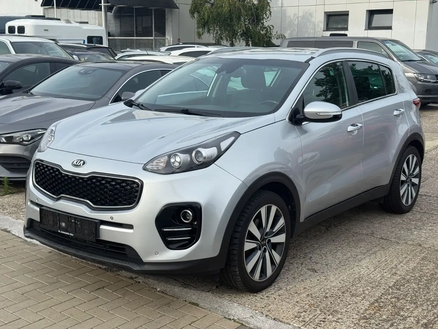 Kia Sportage /Leder/SHZ/KeyLessGo/JBL/Kamera Silber - 2