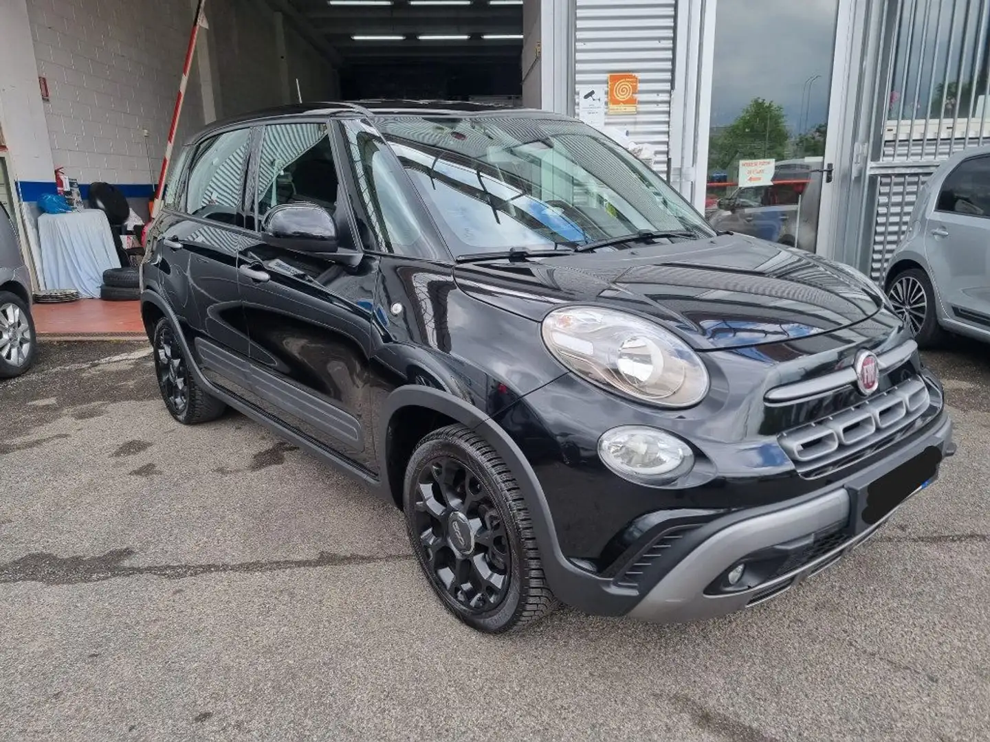 Fiat 500L 1.4 95 CV S&S Cross Noir - 2