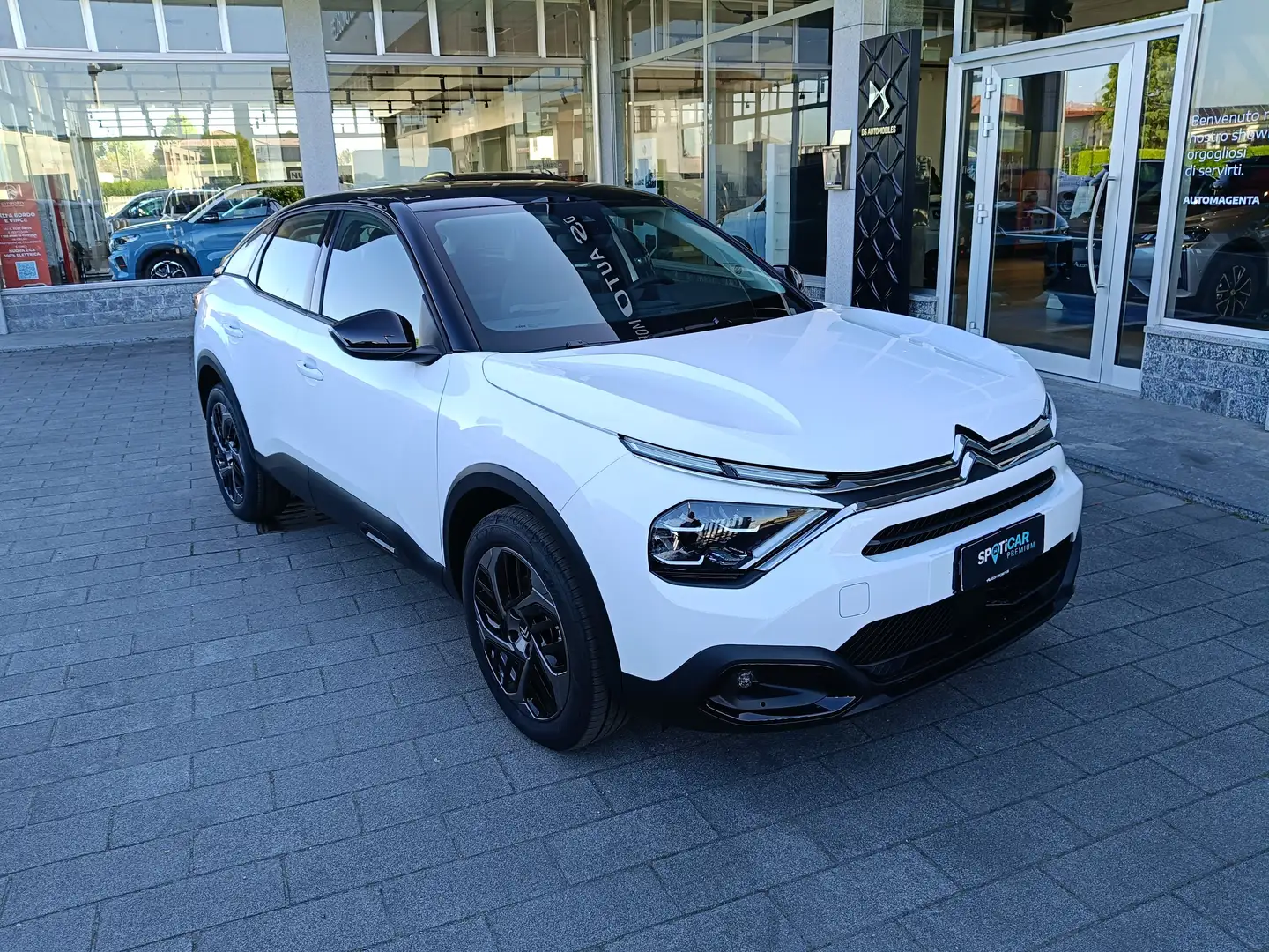 Citroen C4 1.2 Hybrid 136cv DC6 BUSINESS KM ZERO Bianco - 1