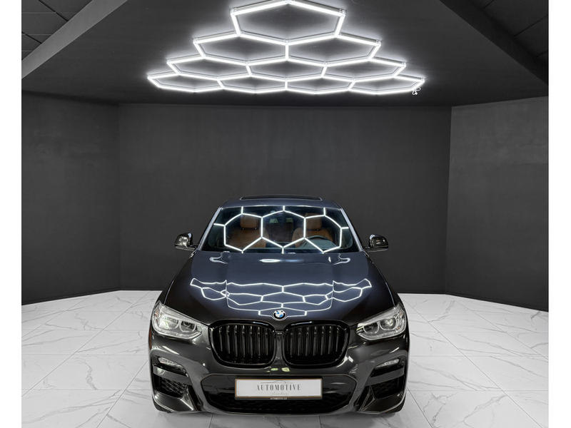 BMW X4 xDrive 20i M Sport — photo 8