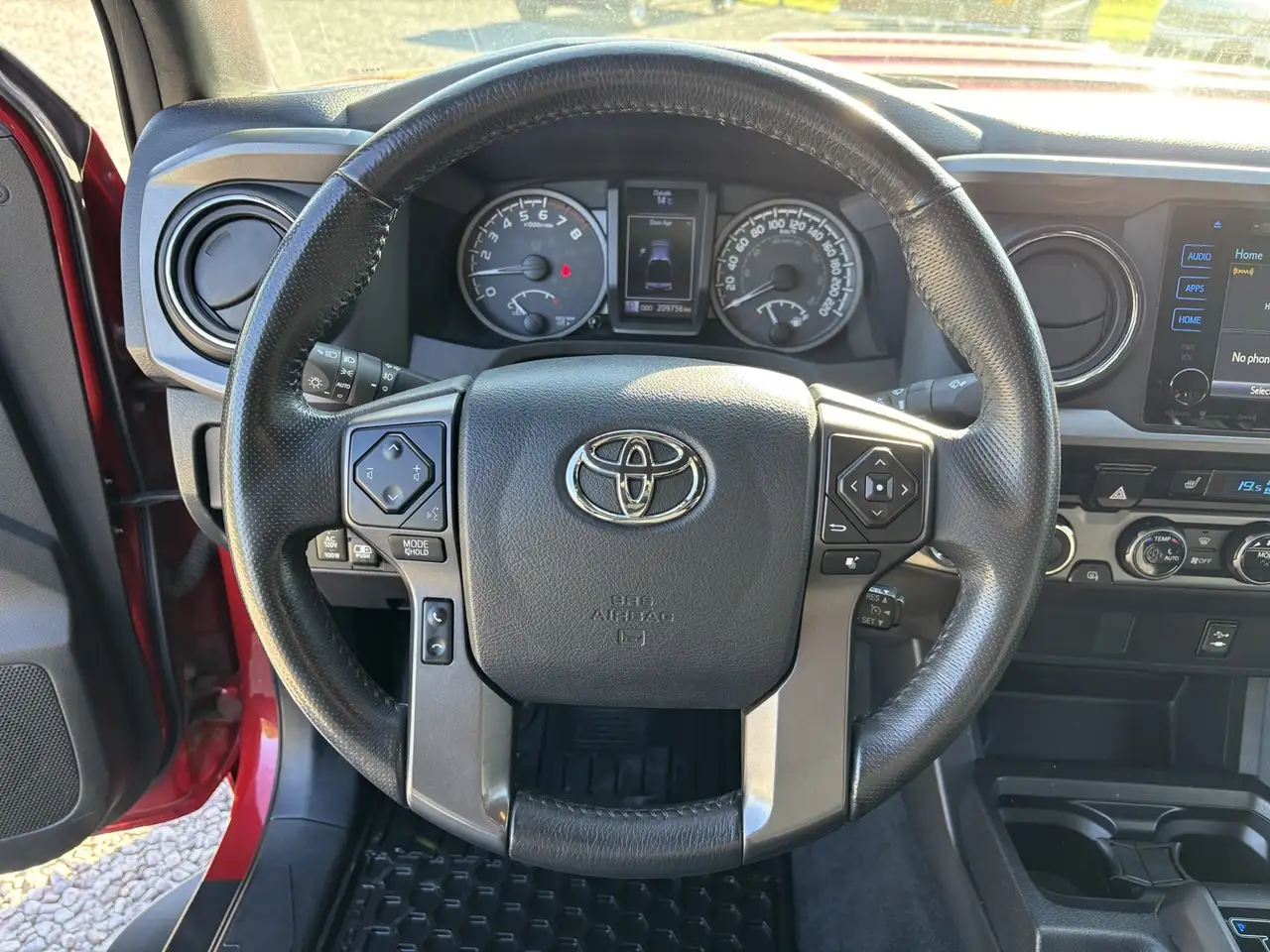 Toyota Tacoma снимка Toyota Tacoma