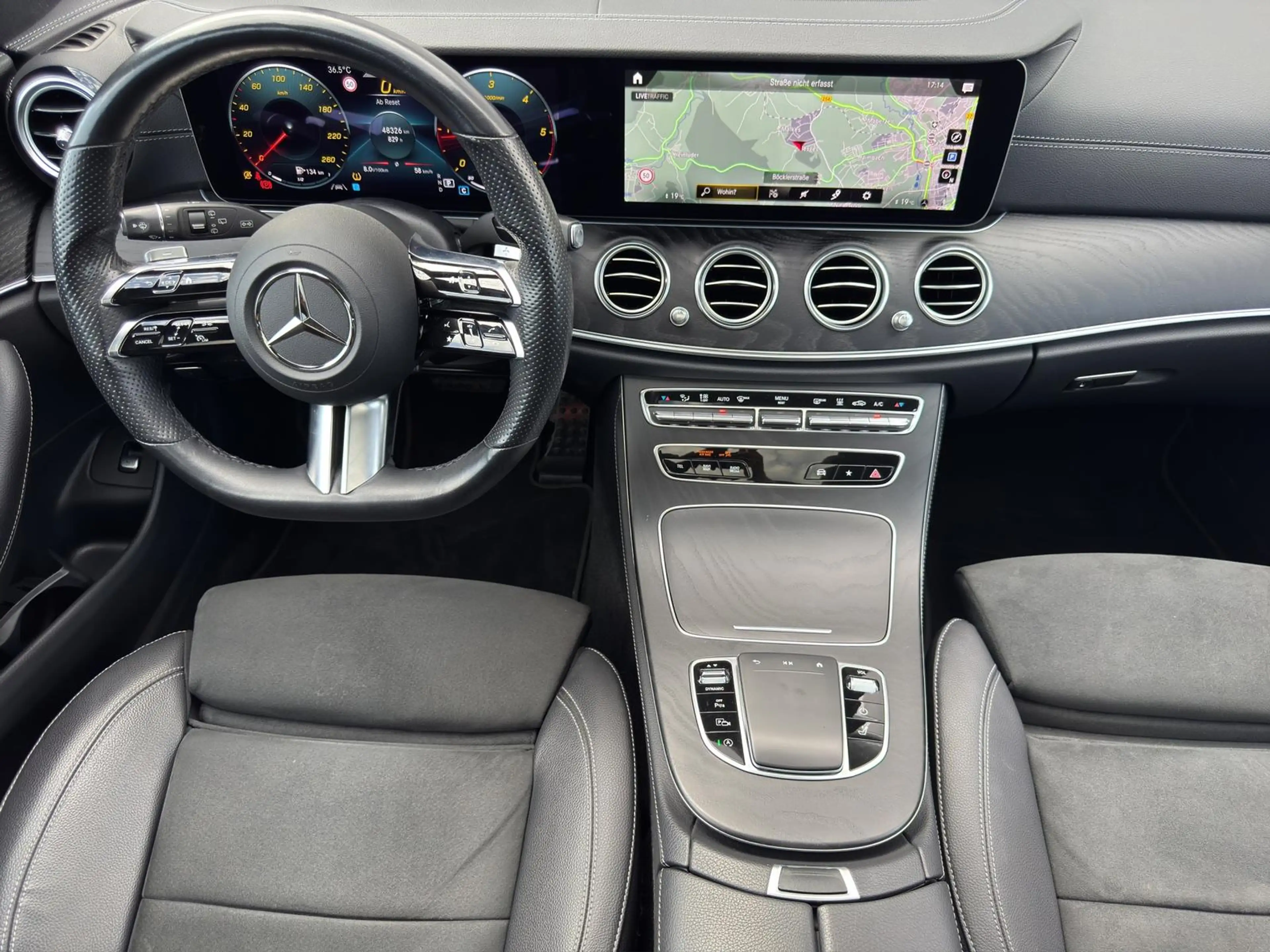 Mercedes-Benz E 400 E400d T 4Matic AMG Standhz Night Pano 360° — photo 15