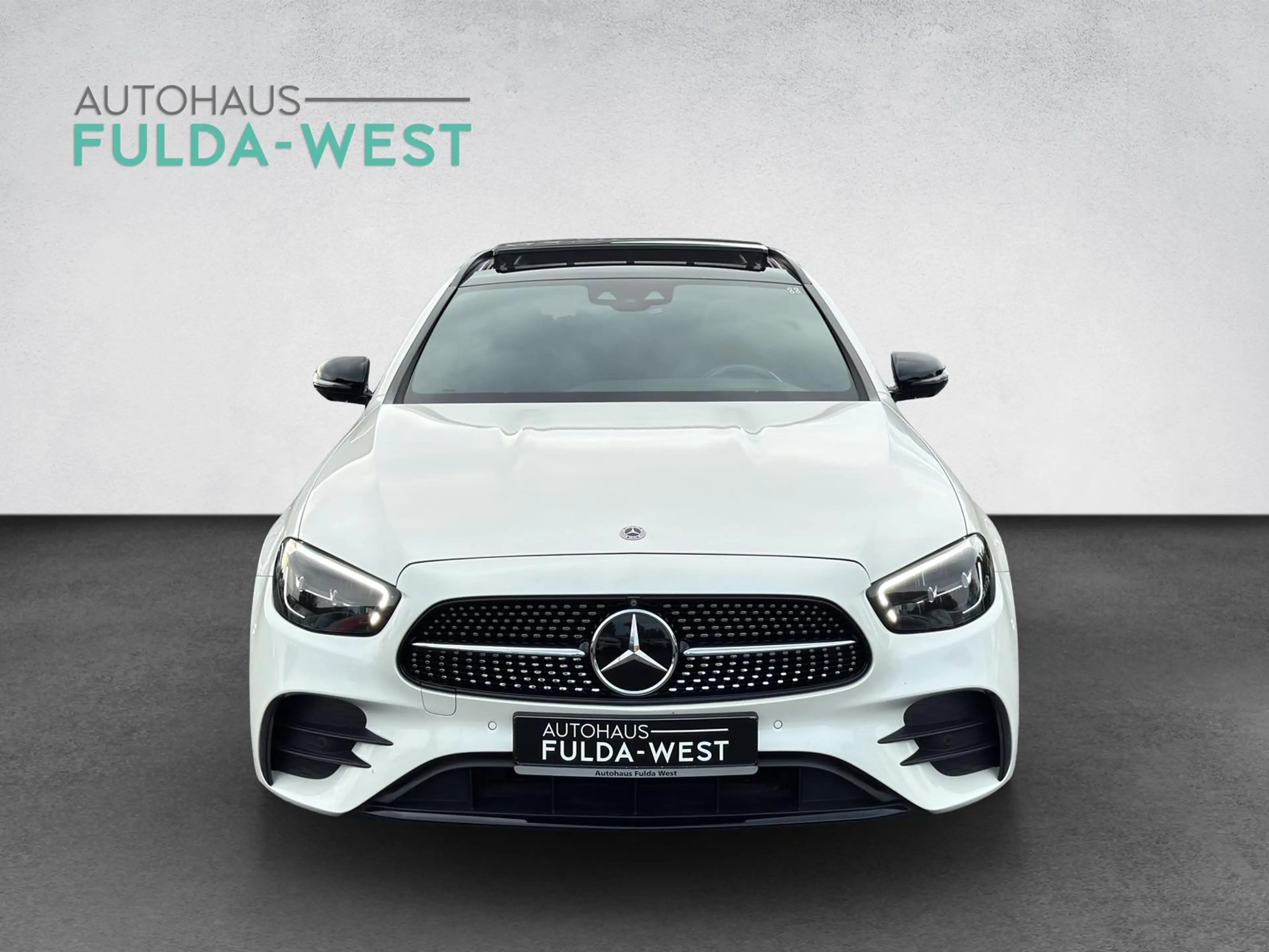 Mercedes-Benz E 400 E400d T 4Matic AMG Standhz Night Pano 360° — photo 6