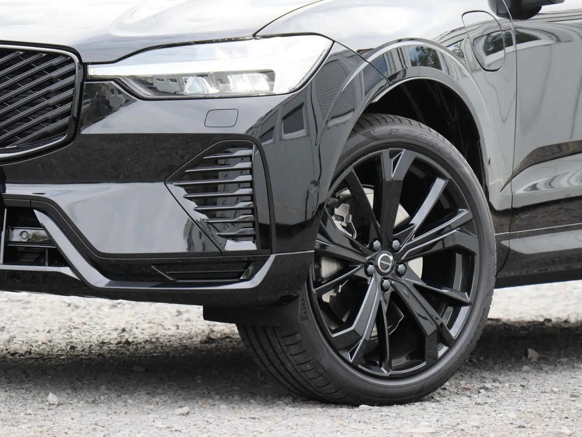 볼보 Volvo XC60 2026 검정 사진 3