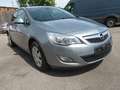 Opel Astra J Lim. Edition *54800 km,TÜV neu,KD neu* Argent - thumbnail 1