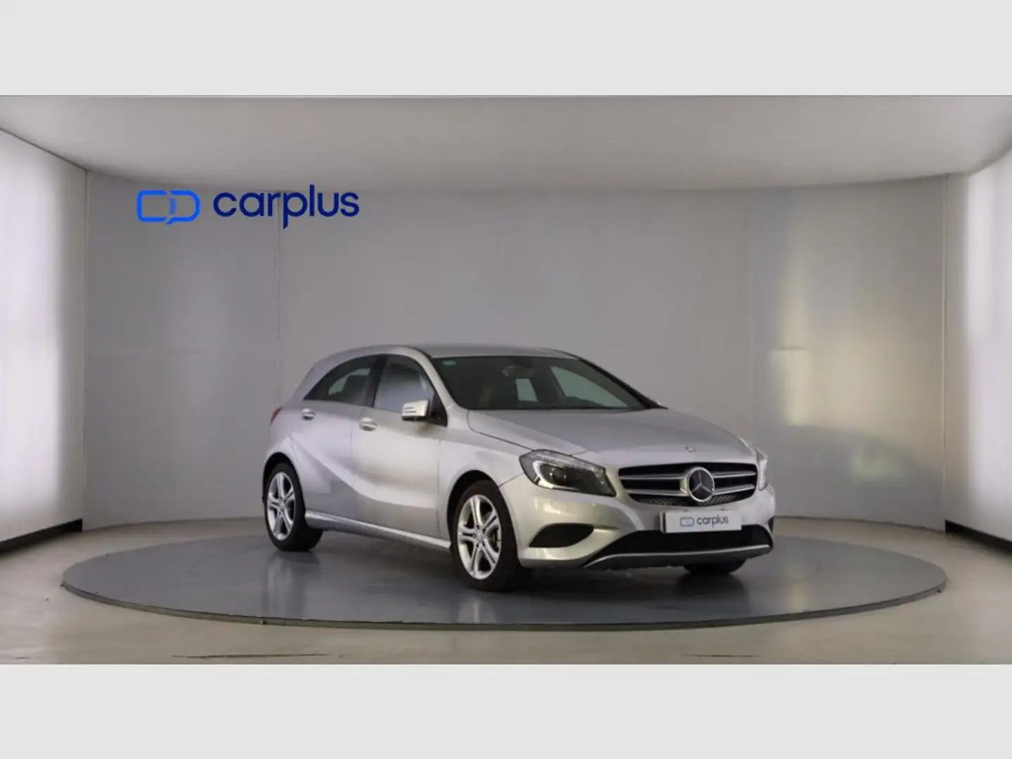 Mercedes-Benz A 180 180CDI BE Style 7G-DCT Plateado - 2