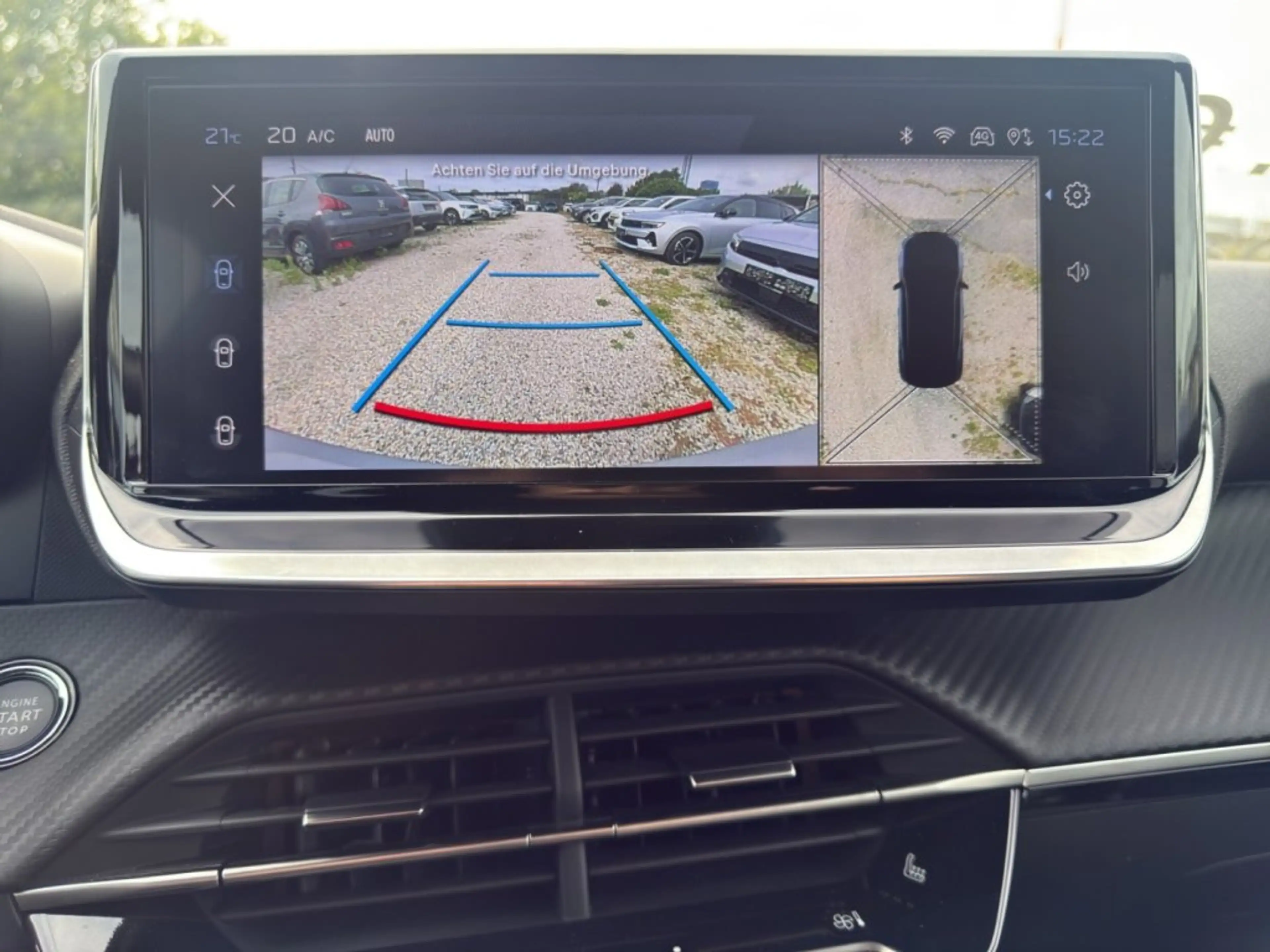 Peugeot 2008 ALLURE Hybrid 136 e-DCS6 — photo 13