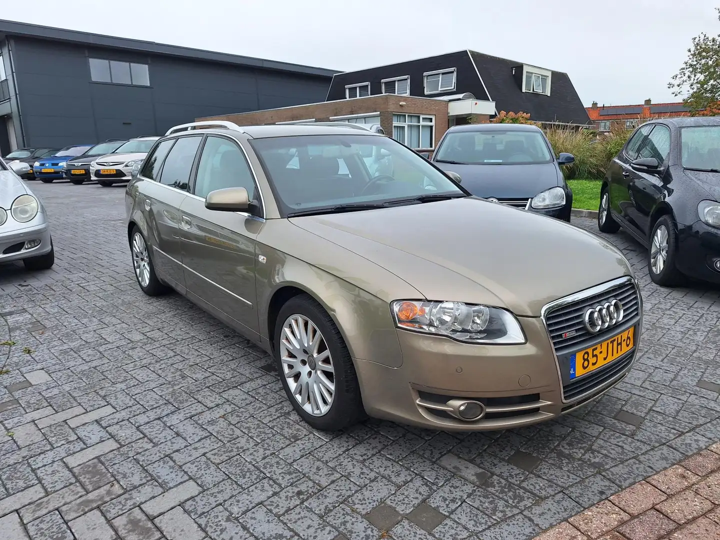 Audi A4 Avant 2.0 TFSI Pro Line / AUTOMAAT / APK t/m septe Beige - 2