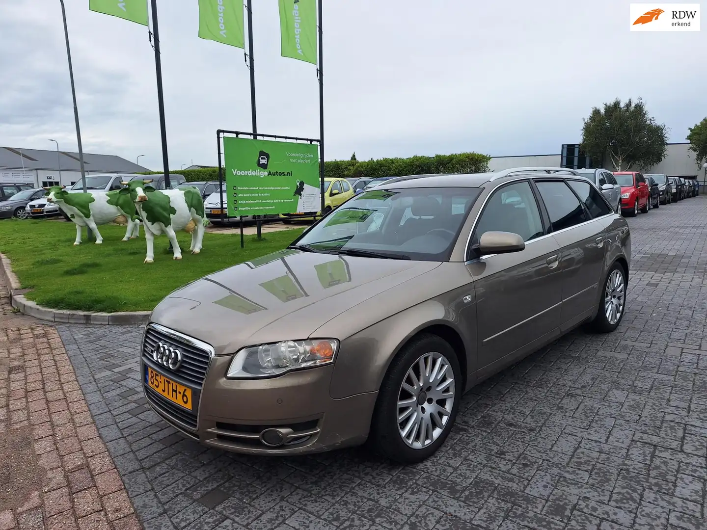 Audi A4 Avant 2.0 TFSI Pro Line / AUTOMAAT / APK t/m septe Beige - 1