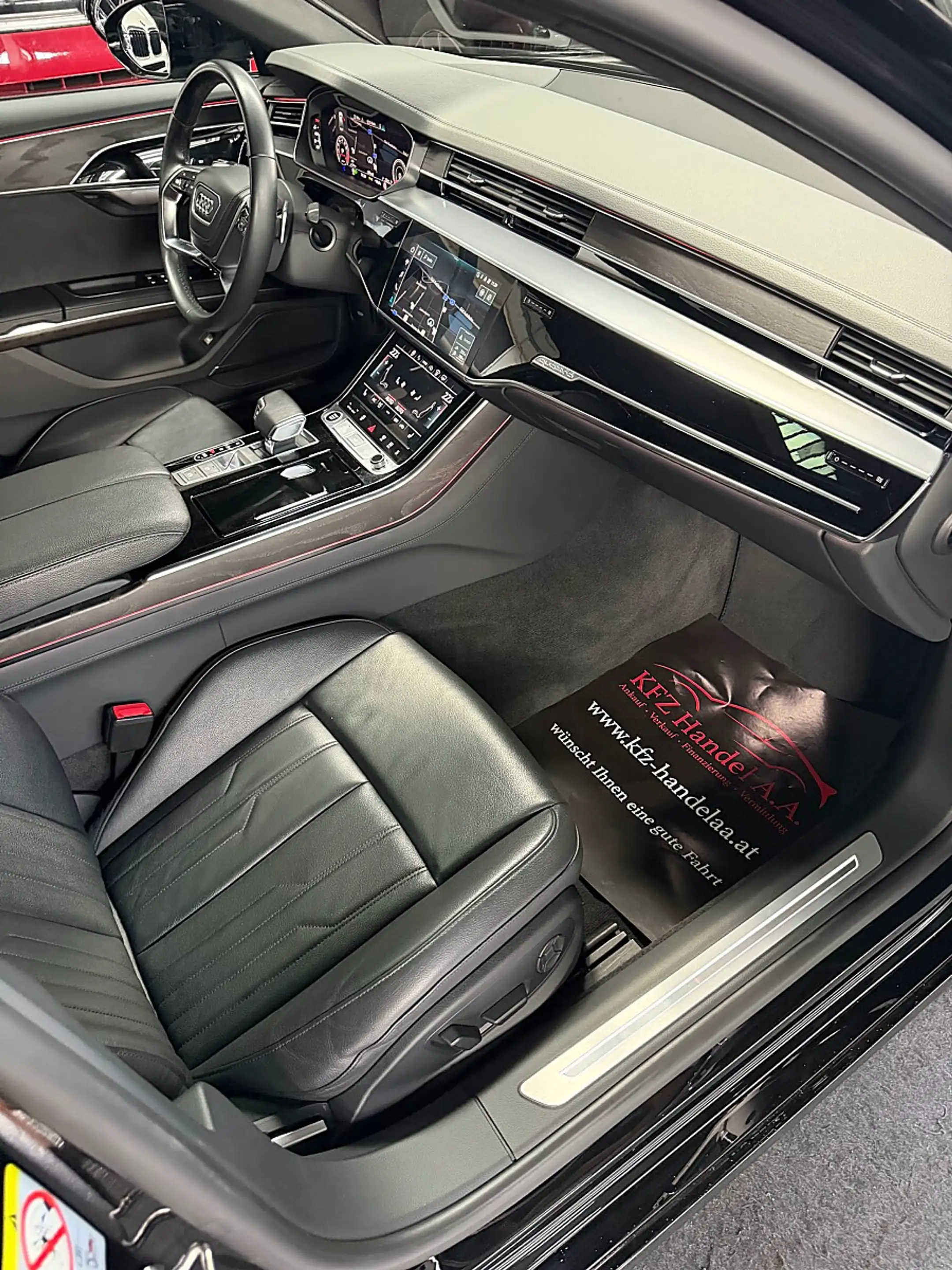 Audi A8 — photo 11