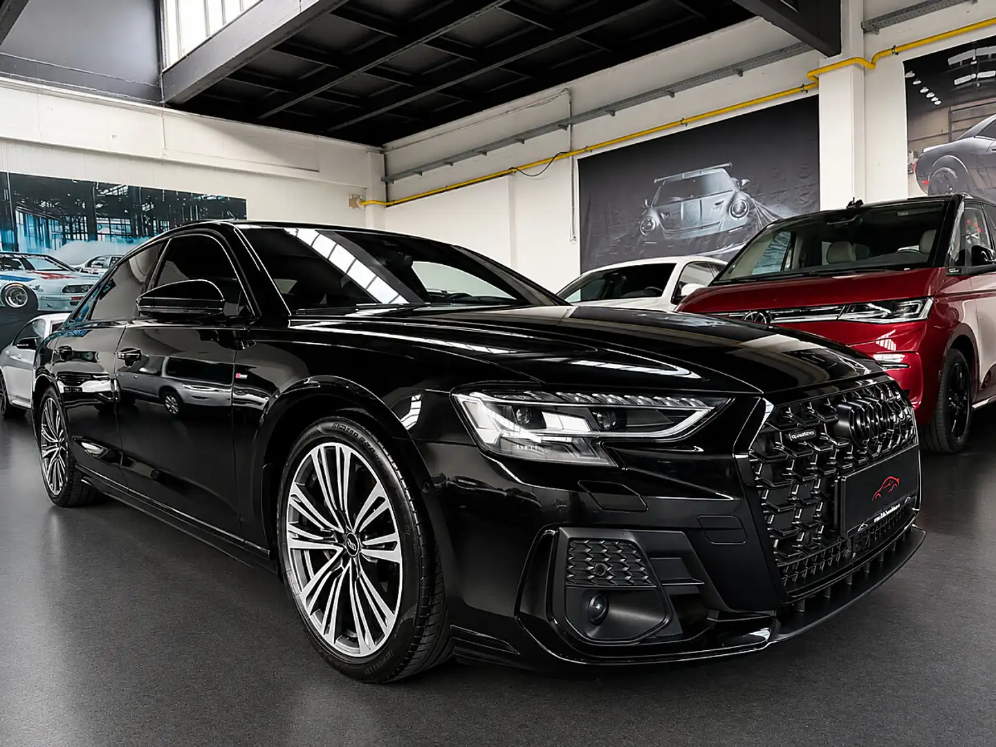 Audi A8 Schwarz - 2