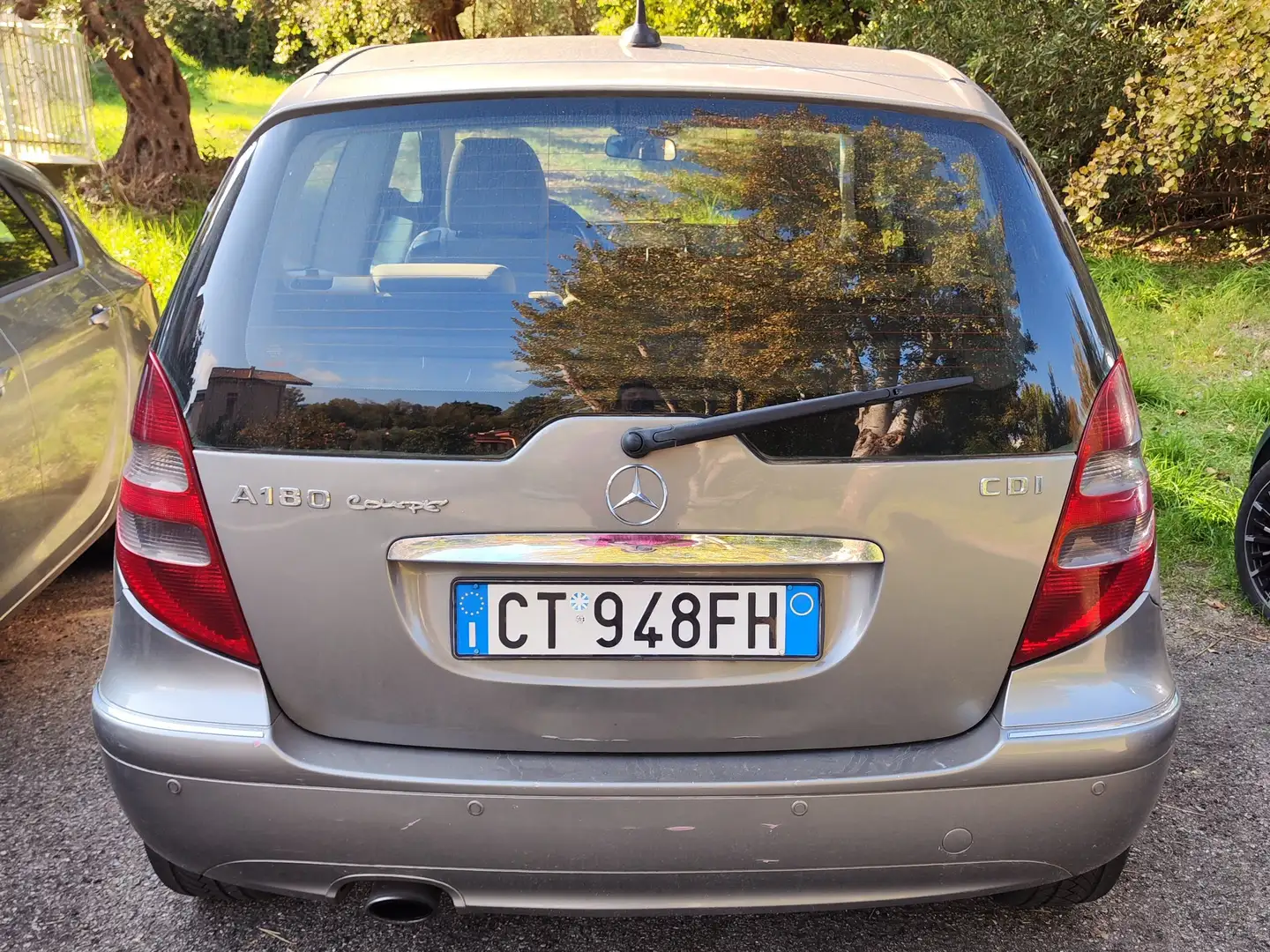 Mercedes-Benz A 180 Classe A - W/C 169 cdi Avantgarde coupe - 1