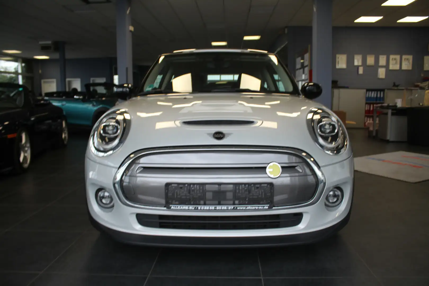 MINI Cooper SE Trim S Weiß - 2