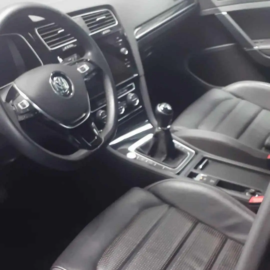 Volkswagen Golf Zwart - 2