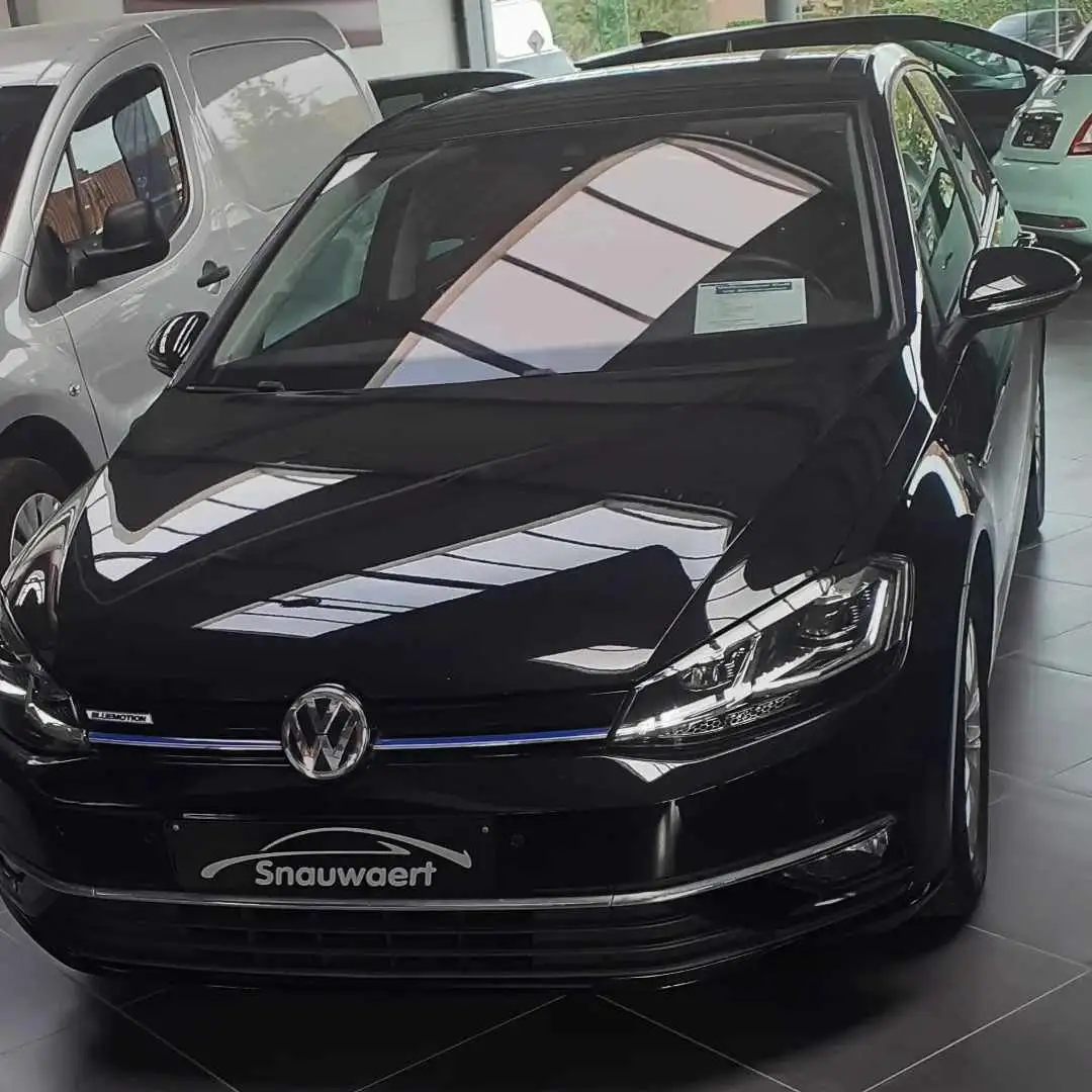 Volkswagen Golf Zwart - 1