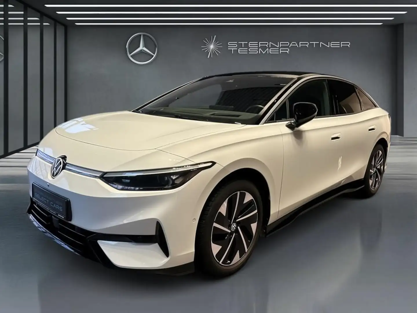 Volkswagen ID.7 Pro 210 kW 77kW/h AHK+HUD+MATRIX-LED+KEYLES Blanc - 1