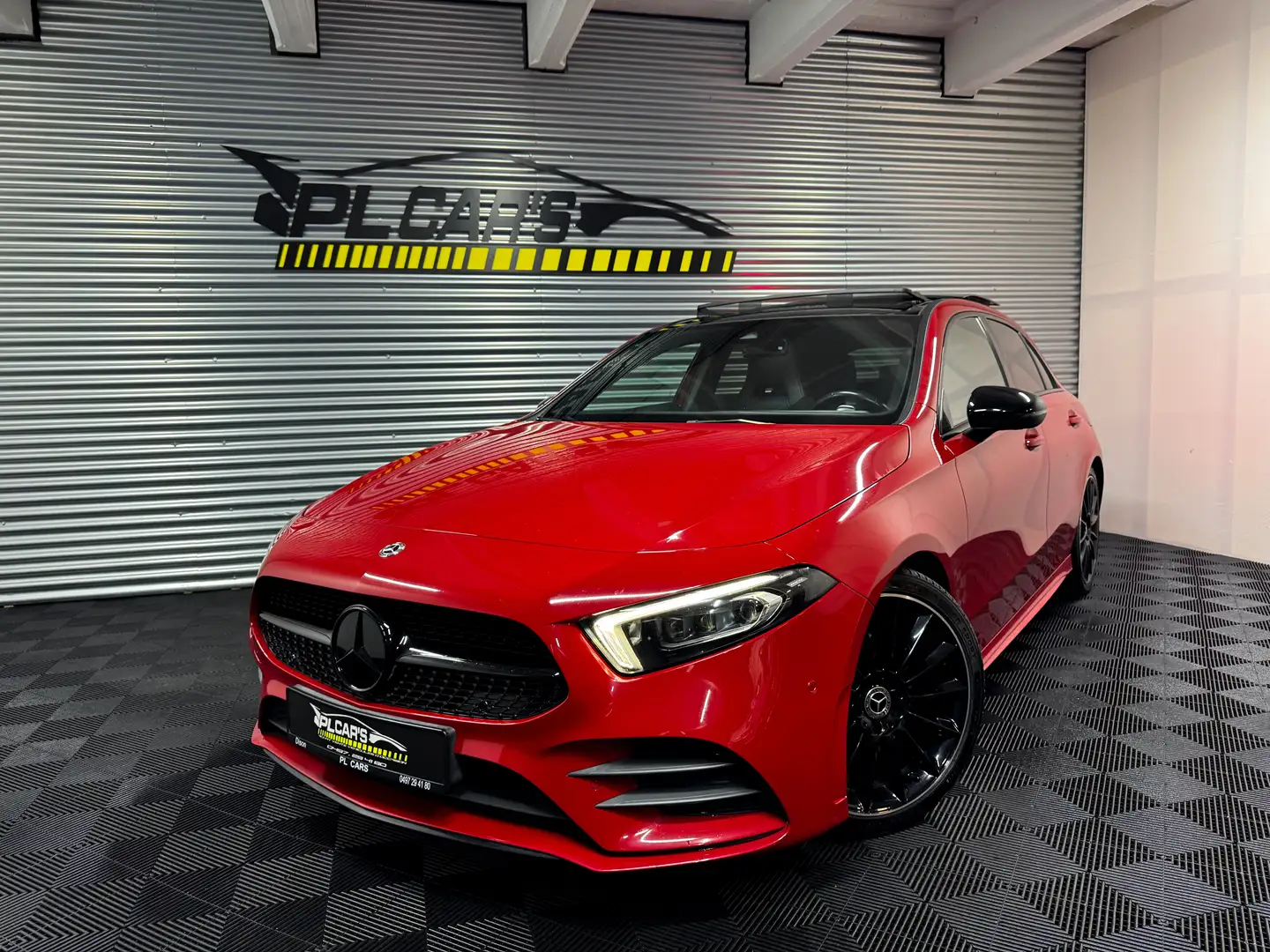 Mercedes-Benz A 180 A 180 d Business AMG | TOIT PANO | GPS | GARANTIE - 2