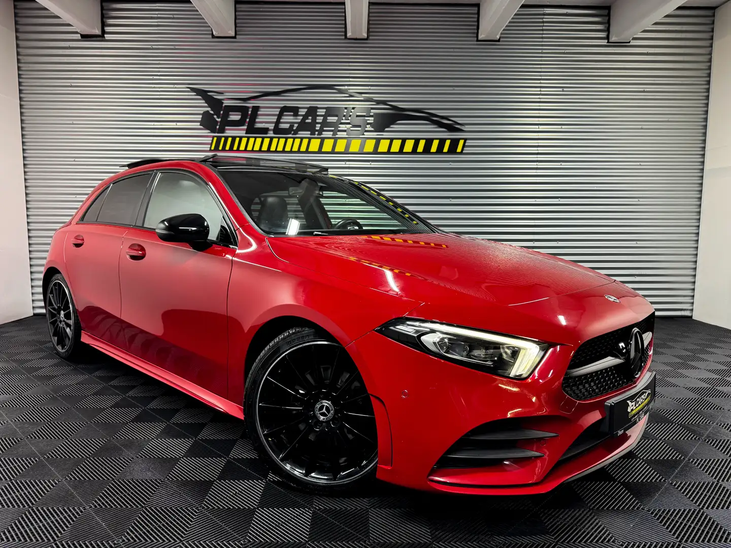 Mercedes-Benz A 180 A 180 d Business AMG | TOIT PANO | GPS | GARANTIE - 1