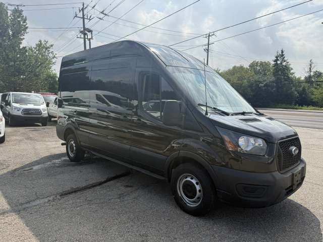 2022 Ford Transit Cargo Van