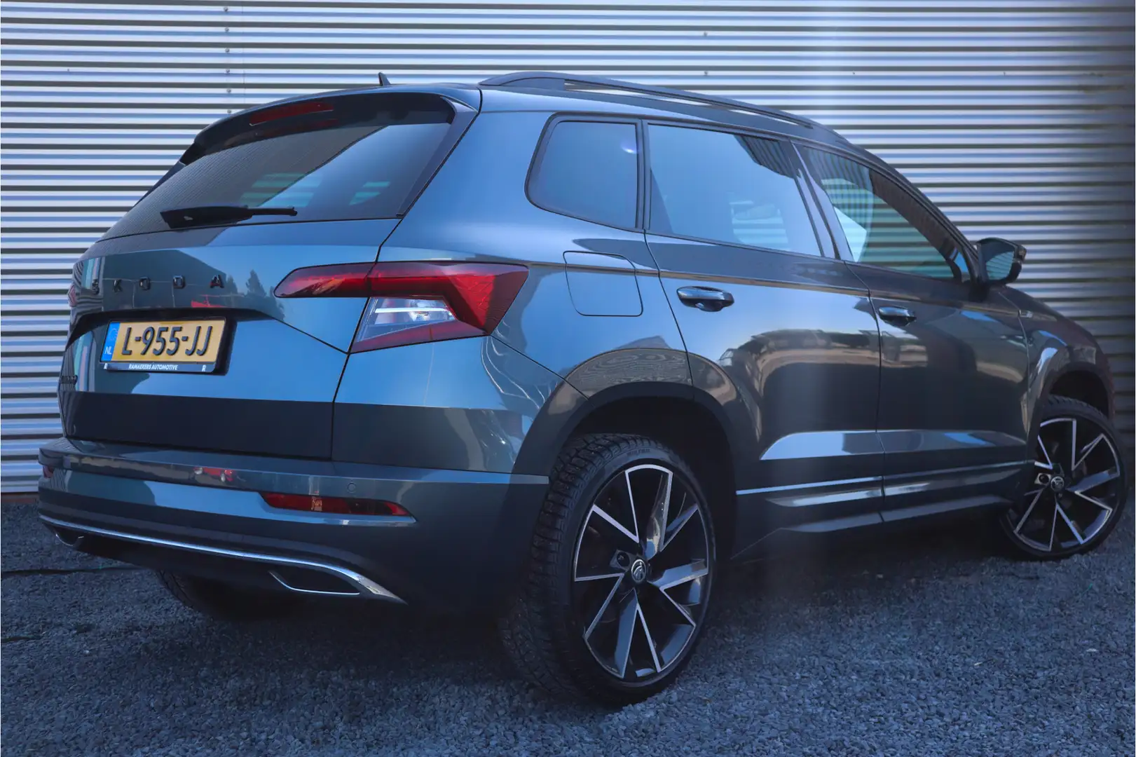 Skoda Karoq 1.5 TSI Sportline Business Digital Dash / Canton / Gris - 2