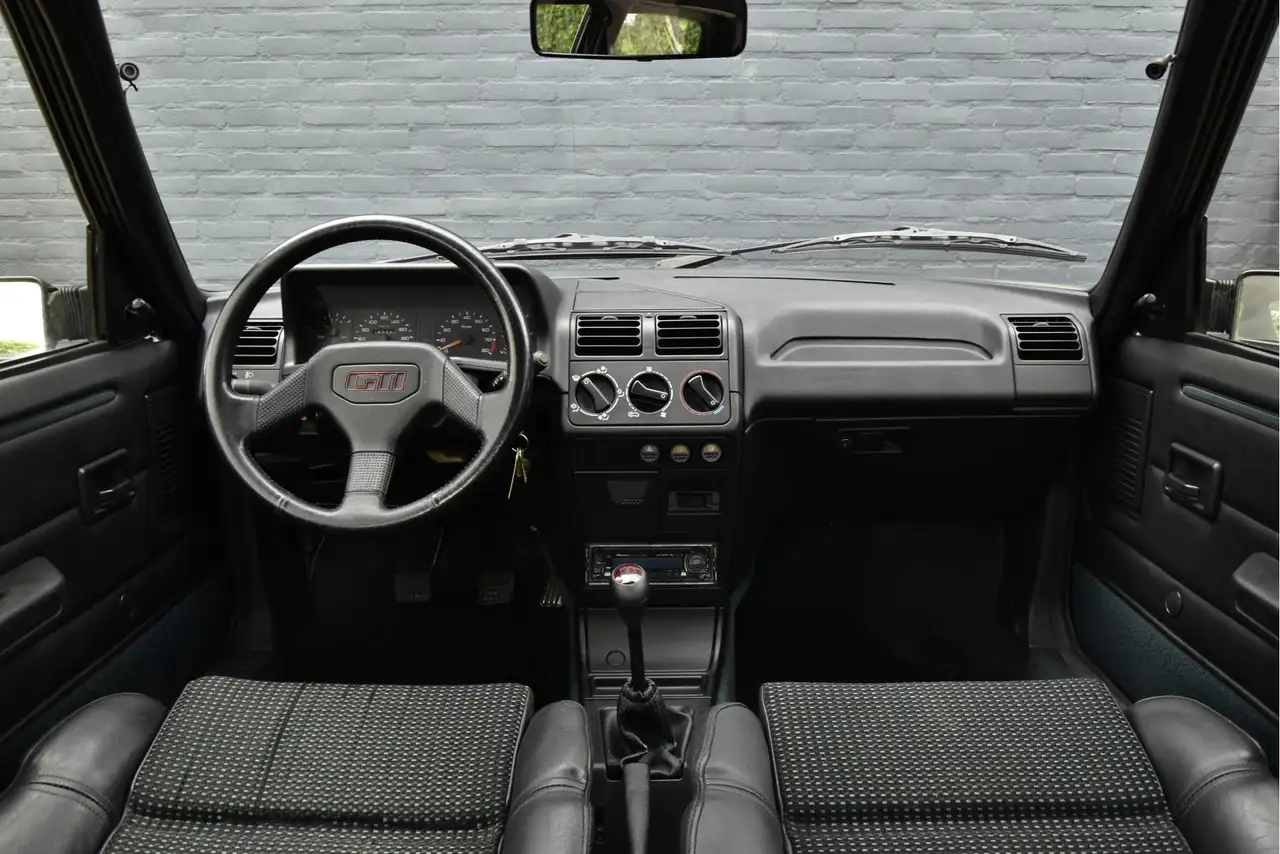 Peugeot 205 1.9 GTI, foto 9