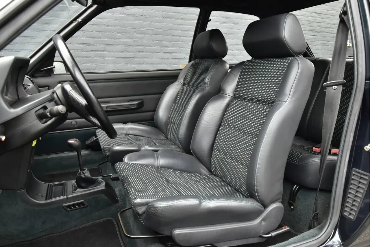 Peugeot 205 1.9 GTI, foto 12