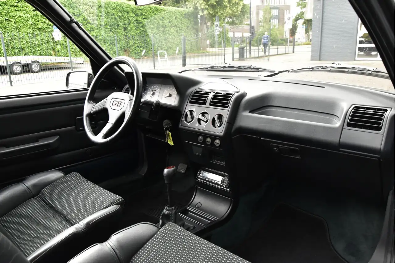 Peugeot 205 1.9 GTI, foto 11
