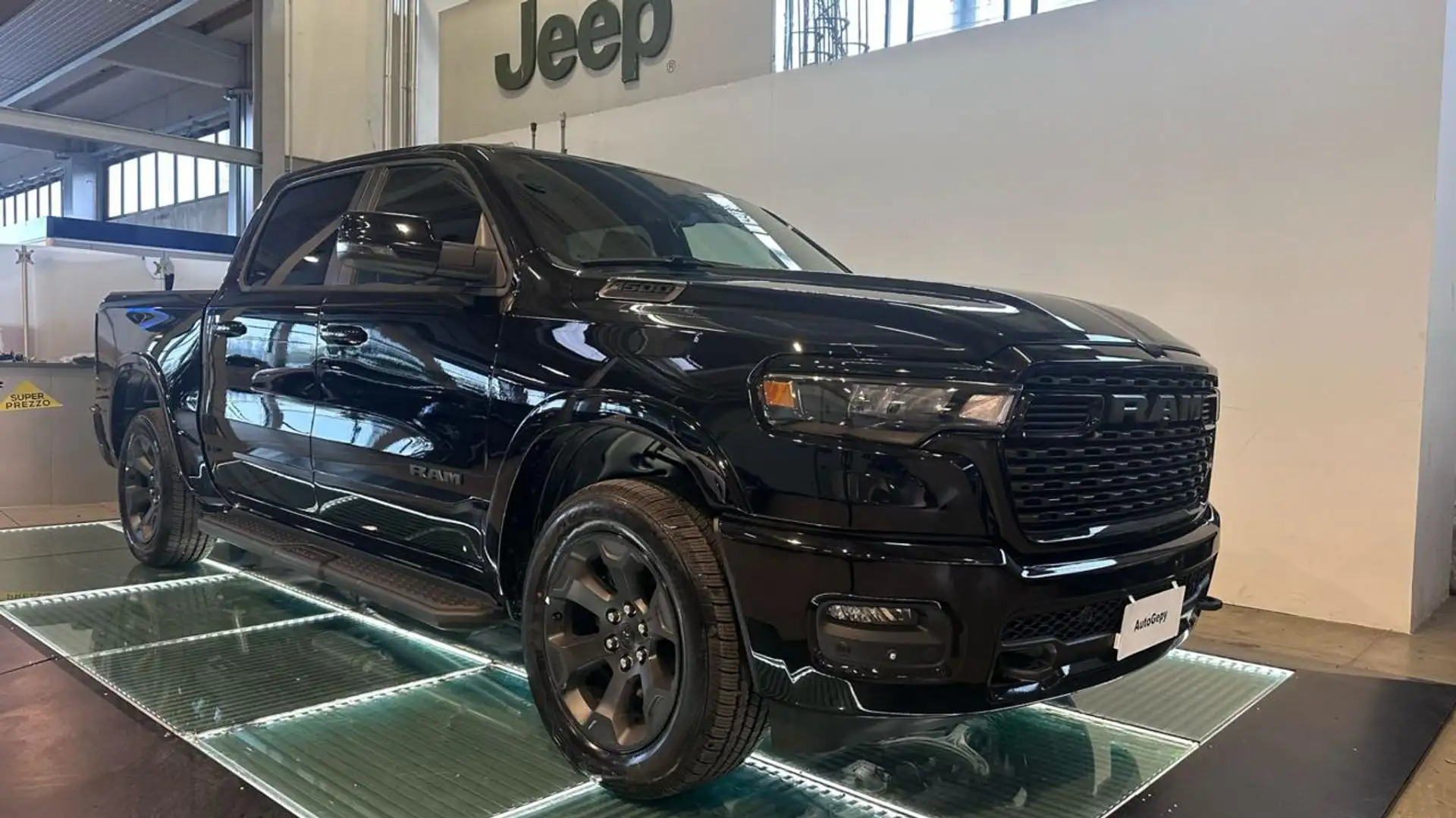 RAM 1500 3.0L 420cv BIGHORN-GPL-GANCIO-COPRICASSONE Nero - 1