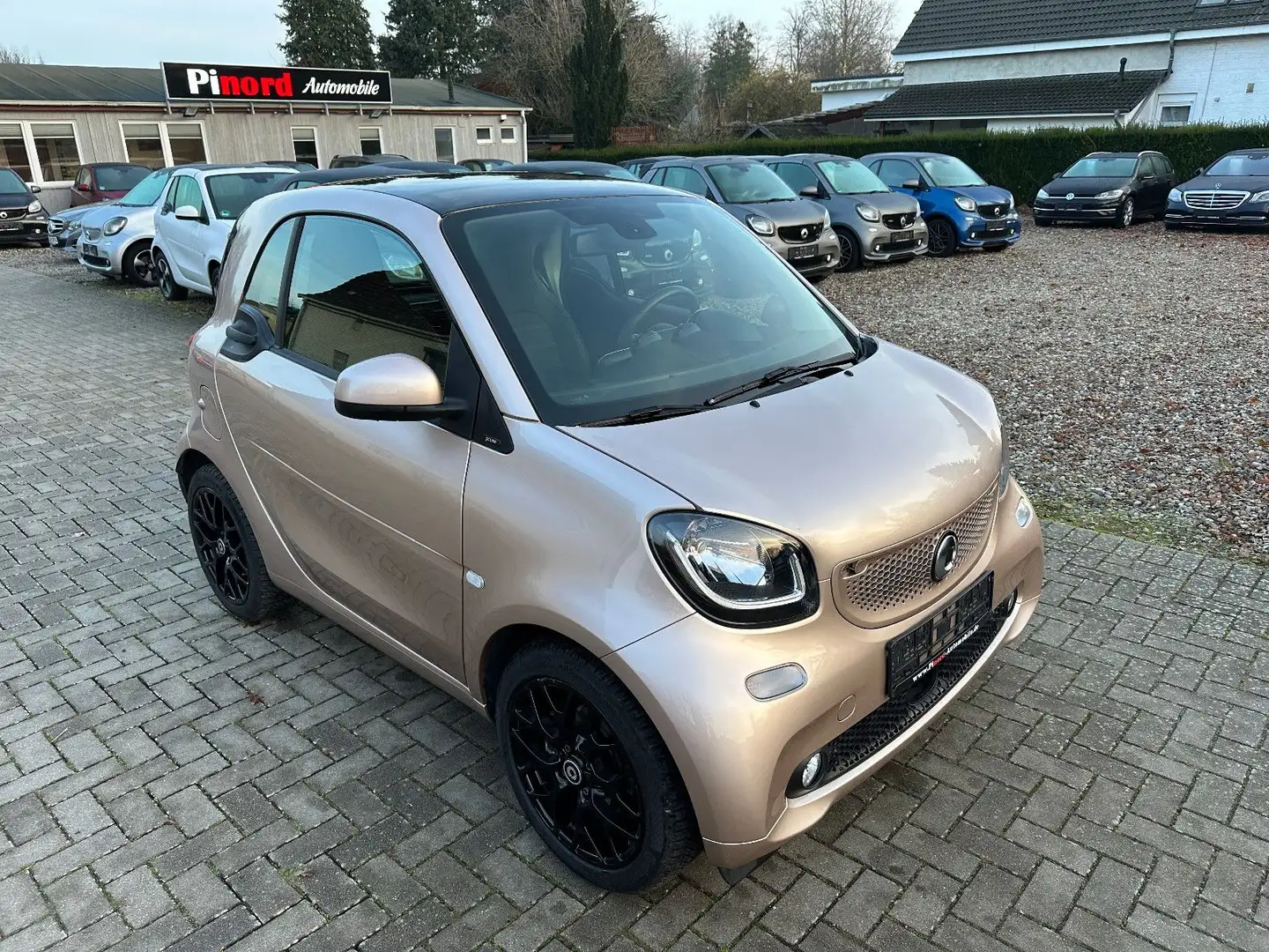 smart forTwo Prime SPORT-90PS-LED-PANO-NAVI-KAM-S.HEIZ Beige - 1