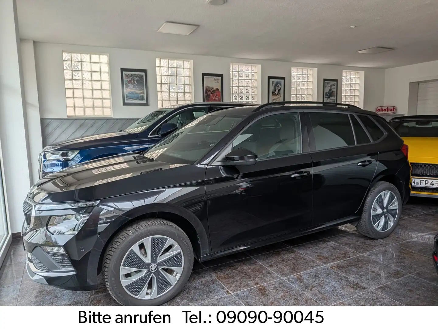 Skoda Kamiq 1.5 TSI DSG Selection*Gigantische Ausstatt Schwarz - 1