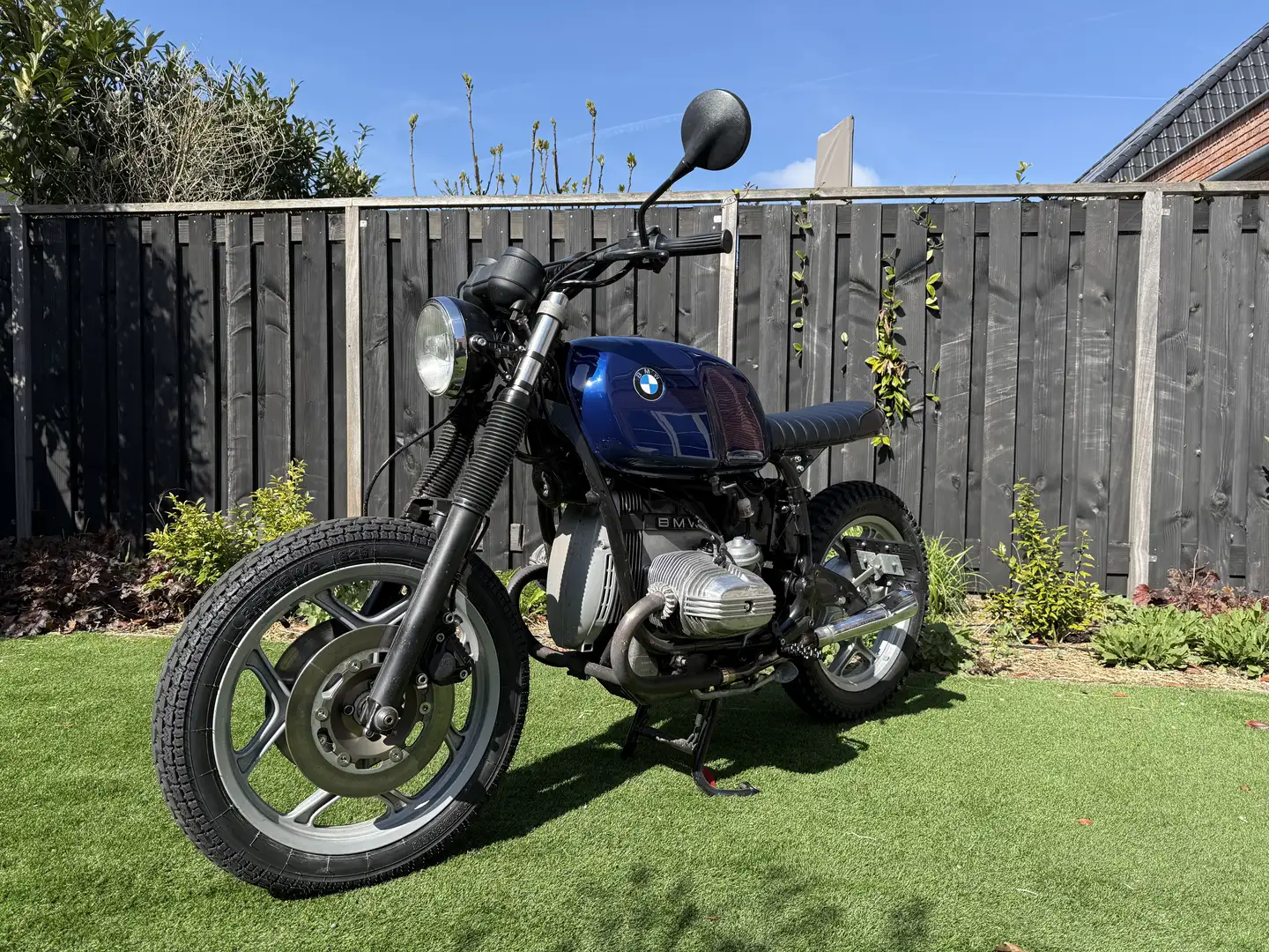 BMW R 65 Modrá - 1