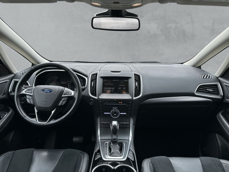 Ford S-Max Titanium / IACC / LED / B&O / 8-Fach — photo 10
